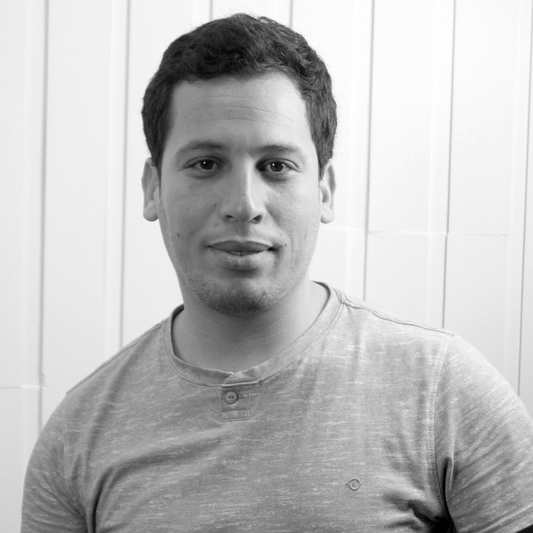 Mohamed Mouaici, docteur chercheur au labo, collecte, mesure et analyse.